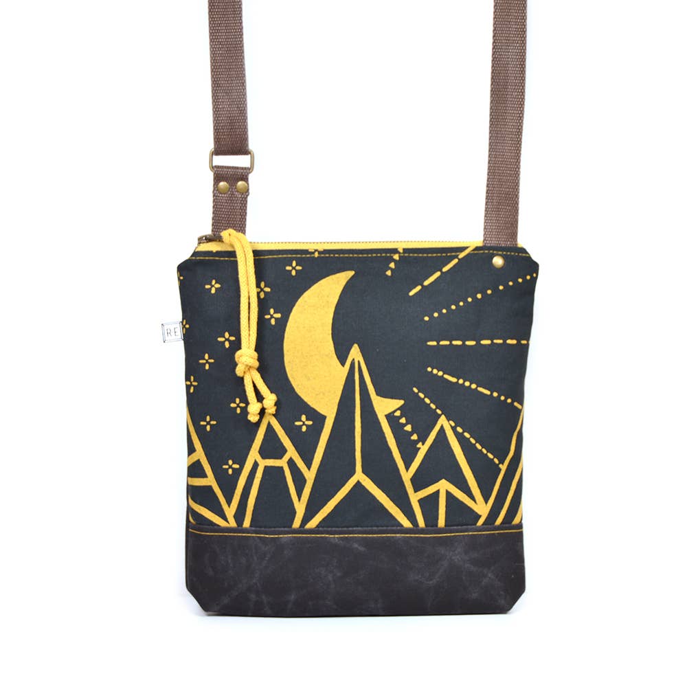 Weekdayer Crossbody Purse