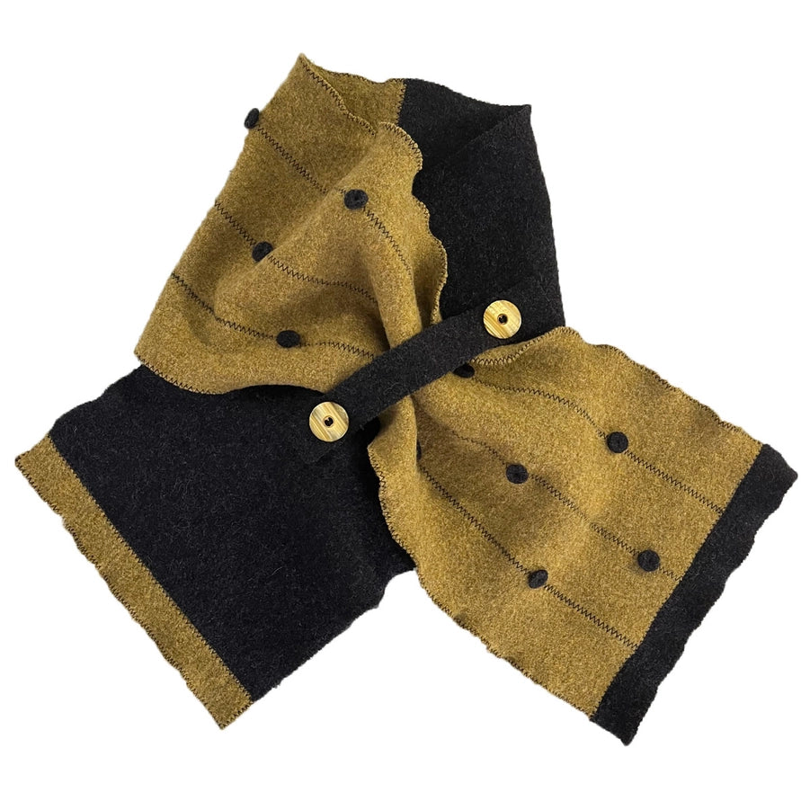 Prairie Dot Wool Scarf