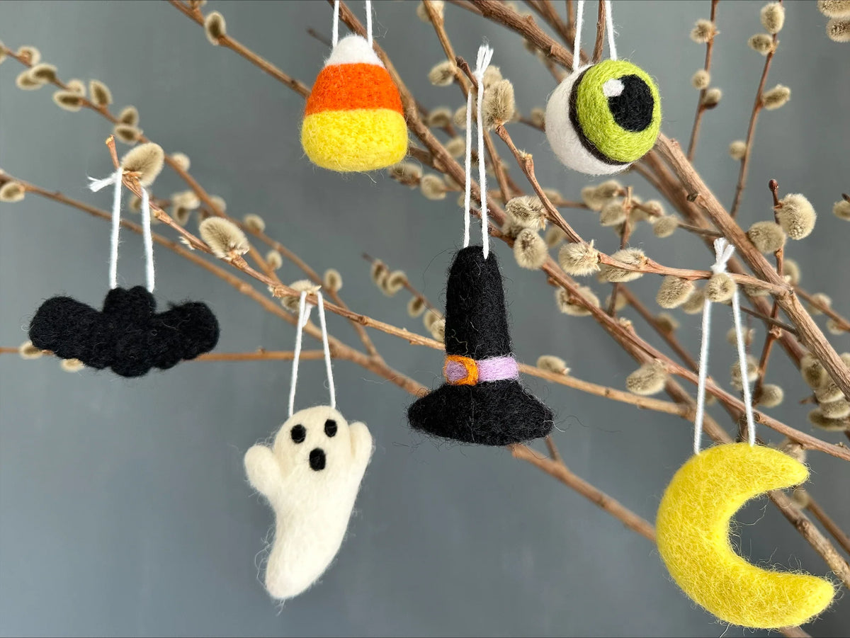 Felted Halloween Ornaments :: Multiple Styles