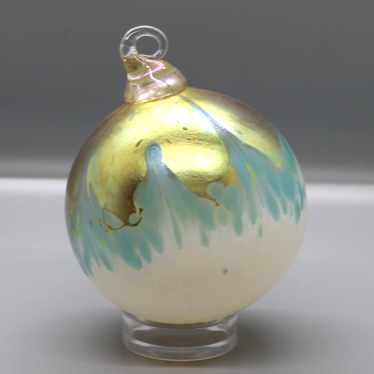Artisan Glass Ball Ornament :: Multiple Colors